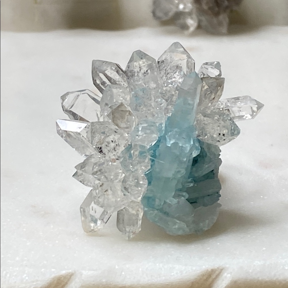 Light Blue Crystal Cluster Statement Ring - Women… - image 2